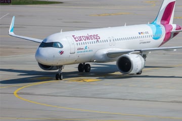 Stuttgart: Blitz schlägt in Eurowings-Flieger ein: 106 Passagiere an Bord