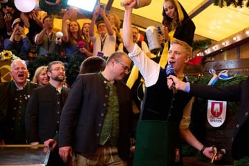 Münchens OB nach Kreislaufproblemen auf der Wiesn: "Am Alkohol lag es nicht"