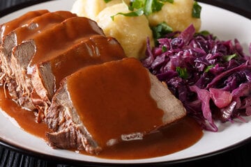 Nie wieder Fertigsoßen: Einfaches Rezept für köstliche Bratensoße