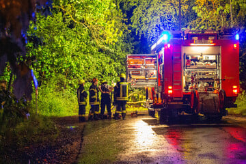 Heftige Unwetter über Sachsen: Bahnstrecke blockiert, Feuerwehren im Dauereinsatz