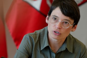 Regierungsbeben in NRW: Ministerin Paul tritt zurück