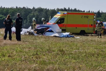 Tragisches Sportflugzeug-Unglück nahe Potsdam: Pilot stirbt bei Absturz