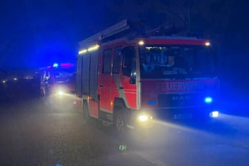 Berlin: Kellerbrand in Hellersdorf löst besonderen Alarm bei Feuerwehr aus: Zwei Verletzte!