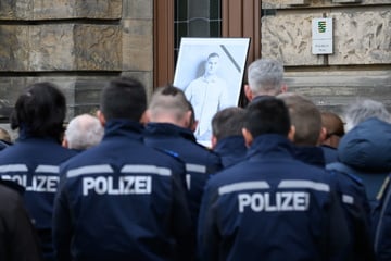 Dresden: Polizei-Demo für getöteten Kollegen: 3000 Teilnehmer wollen morgen durch Dresden ziehen