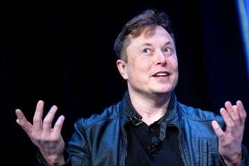Elon Musk: Elon Musk vows to train "garbage" out of Grok after AI repeatedly contradicts him