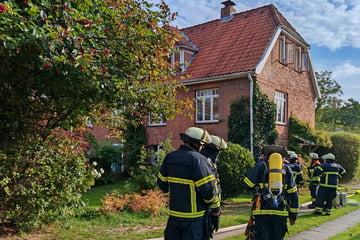 Hamburg: Feuer in Hamburg: Zwei Verletzte nach Küchenbrand im Krankenhaus