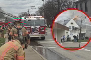 Flammen schlagen aus Haus, Paar reagiert sofort: Mutter und Baby vor Feuertod gerettet