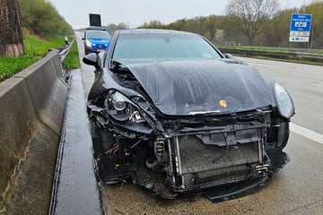 Unfall A4: Porsche-Unfall auf A4 in Sachsen: Autobahn kurzzeitig gesperrt