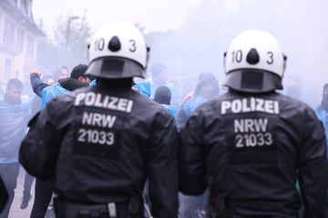 Kurz vor Europameisterschaft: Polizei fordert Knallhart-Revolution