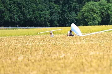 Flugzeugabsturz in Sachsen? Unglück endet für Piloten glimpflich