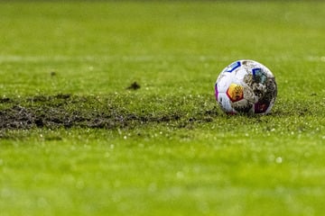 Torwart prallt mit Gegenspieler zusammen - jetzt ist er hirntot