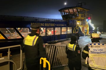 Hamburg: Hafenfähre-Kollision mit 12 Verletzten: Ermittlungen gegen Schiffsführerin