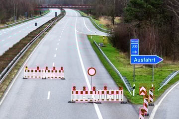 Wichtige Autobahn in NRW voll gesperrt: Autofahrer sollen Bereich großräumig umfahren