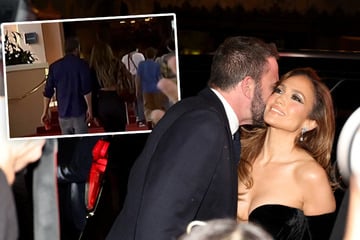 Jennifer Lopez and Ben Affleck spotted kissing after bombshell split!