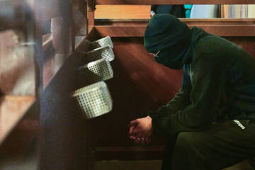 Messerattacke am Holocaust-Mahnmal: IS-Mann schweigt vor Gericht