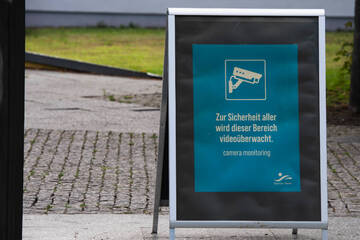Kameras und Ausweiskontrollen in Berliner Bädern: Gericht fällt Urteil