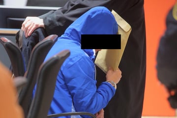 Modehändler (61) missbraucht Schülerin (13) in seinem Laden