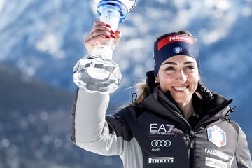 Gesamtweltcup-Siegerin verletzt! Biathlon-Superstar muss Saisonstart absagen