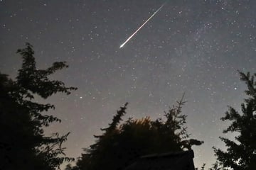 Heiße Tage, magische Nächte: Bis zu 100 Sternschnuppen pro Stunde über dem Norden