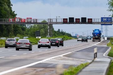 Nach düsterer Stau-Prognose: So ist die Lage auf den NRW-Straßen am Pfingstsamstag