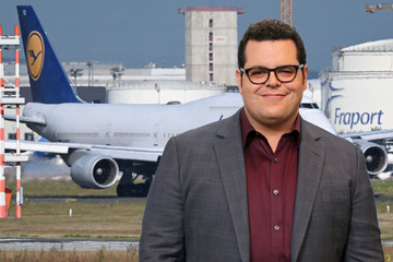 "Totaler Albtraum": Darum ist US-Star Josh Gad sauer auf Lufthansa