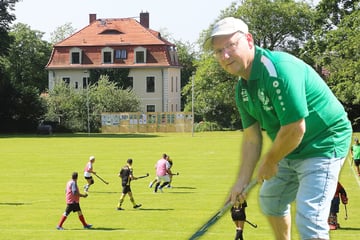 Dresden: Hockey-Herren schießen zu straff! In Pillnitz wird ein Haus zur Zielscheibe
