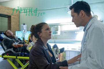 In aller Freundschaft: In aller Freundschaft: Massenpanik bei Konzert in Leipzig!