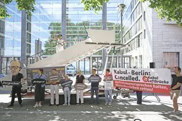 Berlin: "Kabul Luftbrücke"-Aktivisten ziehen vor Gericht und wollen Aufnahme von Afghanen erzwingen