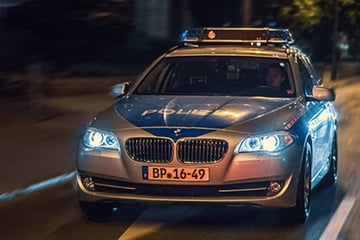 München: Streit eskaliert in S8: Betrunkener beleidigt Bahn-Mitarbeiter