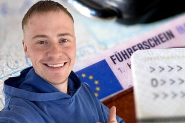 Fake-Führerschein im Netz: YouTuber nimmt illegalen Kauf unter die Lupe