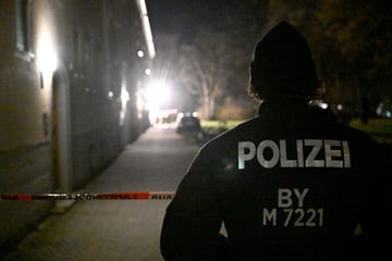 München: Nach Notruf: Polizei entdeckt Leiche in Wohnung – Mann festgenommen