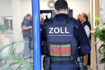 Vietnamesische Nagelstudios im Zoll-Visier: Mehrere Festnahmen