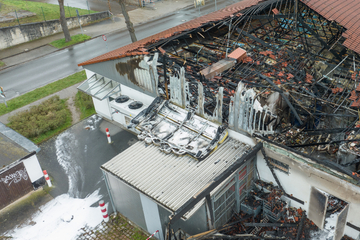 Großbrand in Thüringen: Flammen zerstören Discounter-Filiale
