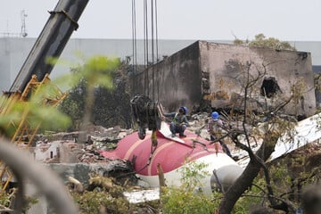 Flugzeugabsturz mit mindestens 270 Toten: Air India zahlt Geld an Familien der Opfer