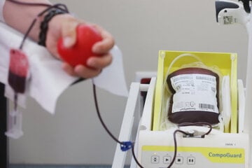Vorbildlich durch die Sommerferien: Blutspendedienst mit positiver Bilanz in Bayern