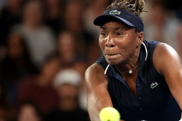 "Proud" Venus Williams bounces out of Australian Open after epic battle