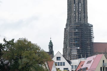 Ulmer Münster lockt mit Panorama-Blick aus mehr als 100 Metern Höhe