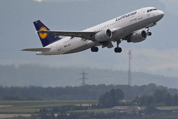 Flughafen Stuttgart boomt wieder: So viele Passagiere heben wirklich ab!