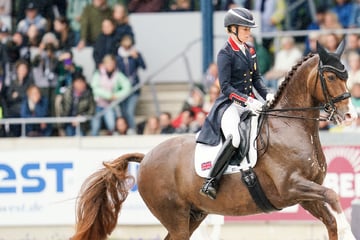 Olympiasiegerin drosch 24-mal in der Minute auf ihr Pferd ein - jetzt wird sie hart bestraft