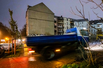 Chemnitz: Chemnitzer Sonnenberg-Anwohner sauer auf Baufirma: Der Tag beginnt mit Dreck und Lärm