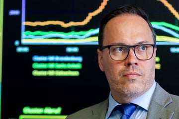 Sachsens Wirtschafts-Minister besucht Apple-Zulieferer in Taiwan: Das steckt dahinter