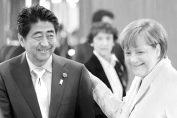 Kaltblütiger Mord an Shinzo Abe: Das sagen Merkel, Biden, Putin und der Rest der Welt