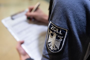 Verstöße beim Mindestlohn: Zoll besucht zahlreiche Firmen