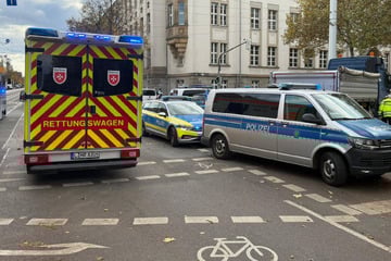 Nach Lkw-Fahrrad-Crash: Stau und verletzte Person auf Karli