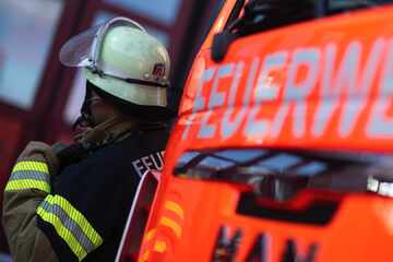 Wohnungsbrand in Mönchengladbach nimmt tödliches Ende: 42-Jähriger stirbt