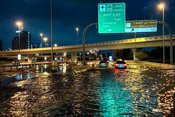 Dubai's highways hit by devastating floods as record rainfall causes chaos