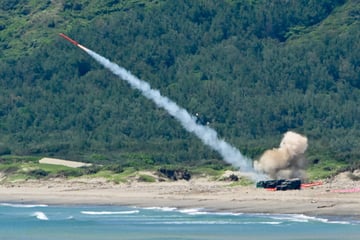 China begins live-fire military drills near Taiwan