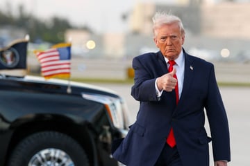 Trump threatens China amid reports of weapons sales to Iran