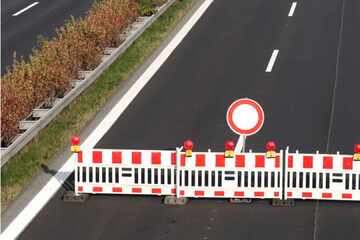 Stau-Alarm zum Ferienbeginn: Hier drohen in NRW lange Umleitungen