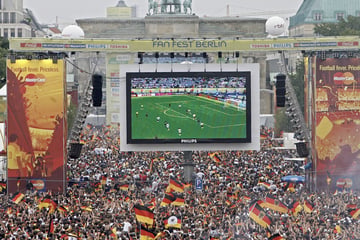 Berlin: Kurz vor WM-Start: Berlin sagt nie geplante Fanmeile ab